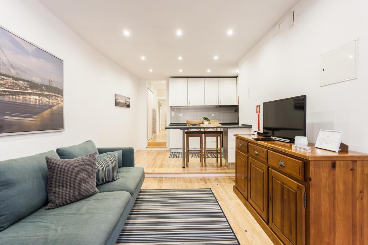 Flh Alfama Cozy Apartment Lisbon Bagian luar foto